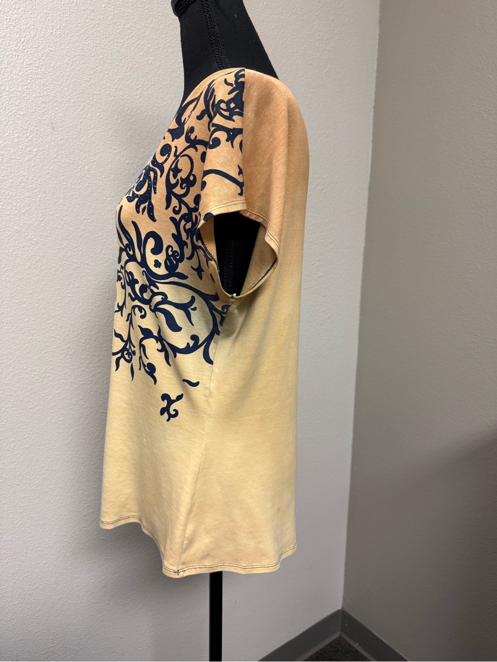 BambooCo XL Pima Cotton Navy Scroll Graphic Tan Stretch Short Sleeve Tee Top - Picture 7 of 14